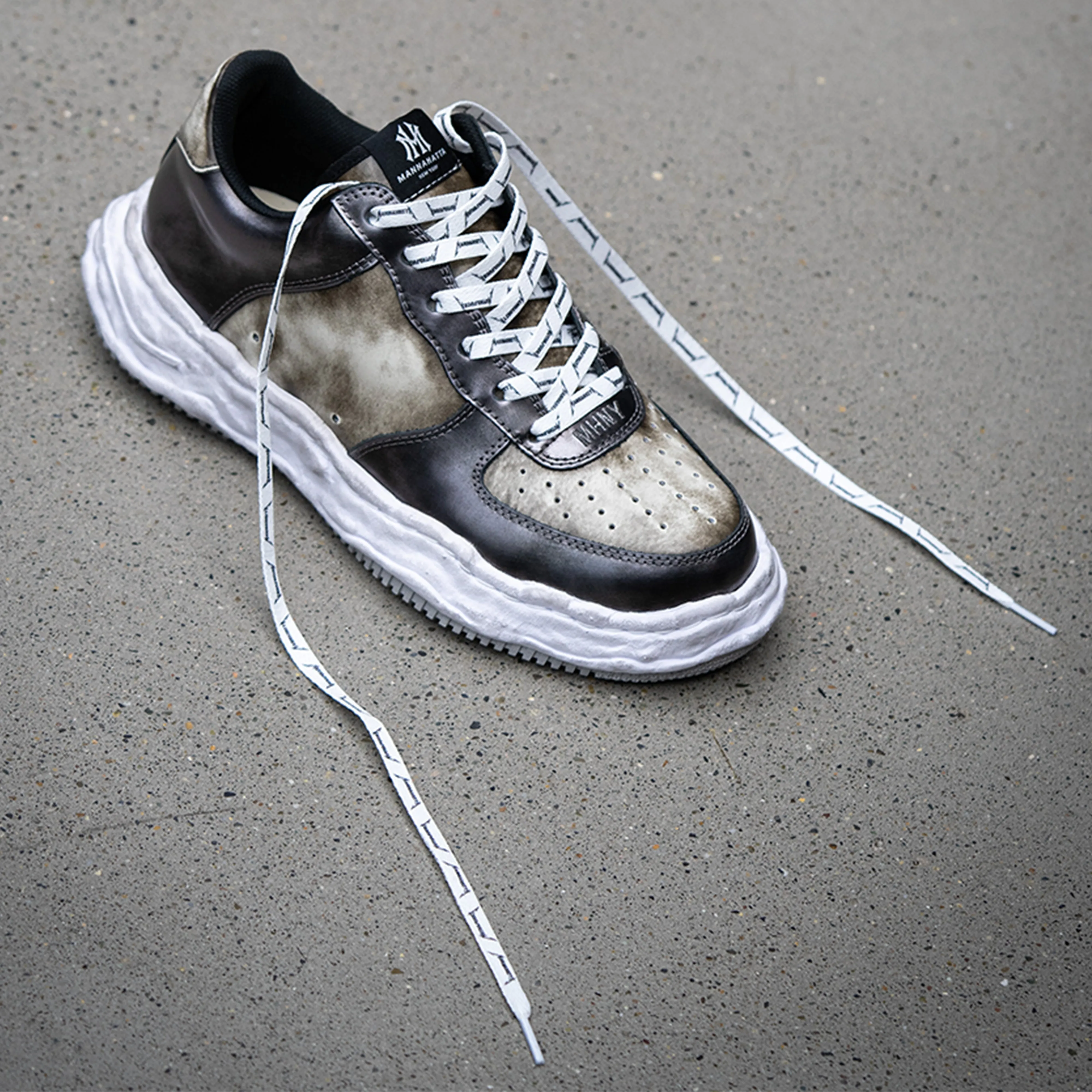MANNAHATTA NYC x MAISON MIHARA YASUHIRO - WAYNE OG SOLE PATTERN LEATHER SNEAKER