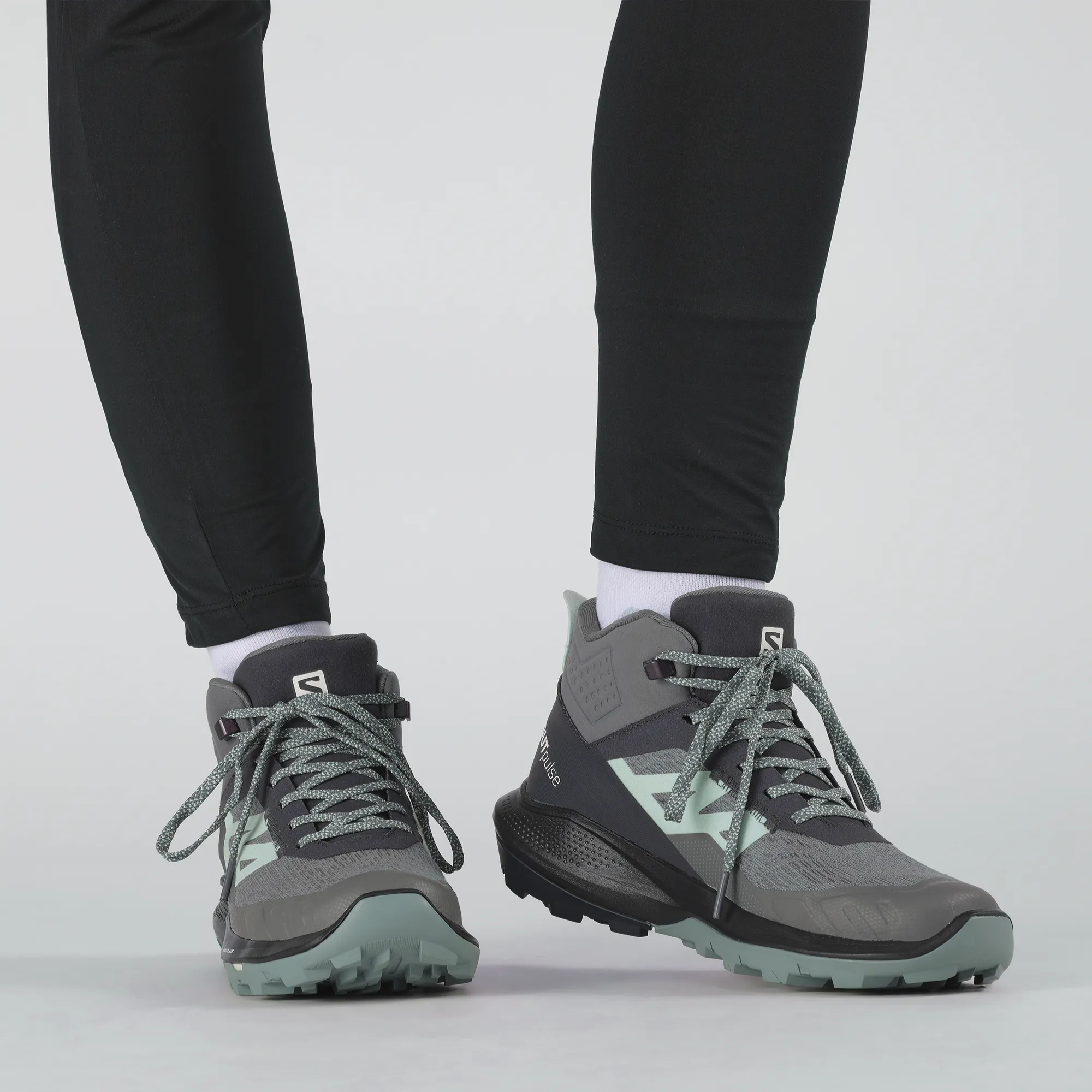 OUTpulse Mid GTX Women's