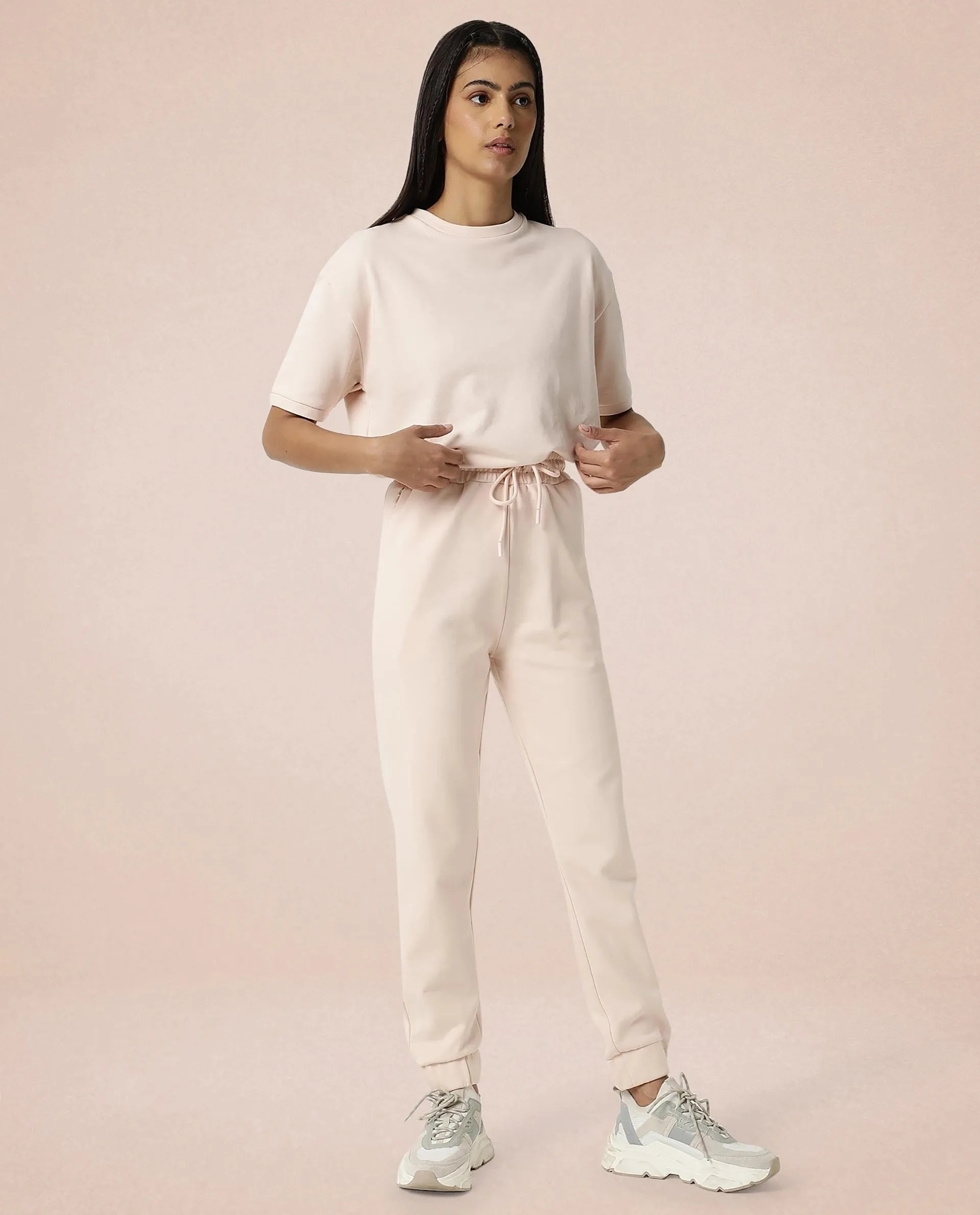 Rareism Women Creta Pink Cotton Blend Fabric Relaxed Fit Solid Mid Rise Ankle Length Track Pant