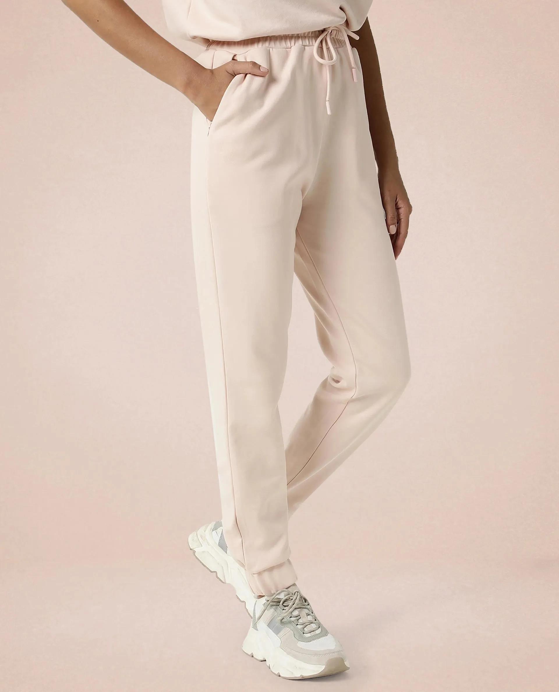 Rareism Women Creta Pink Cotton Blend Fabric Relaxed Fit Solid Mid Rise Ankle Length Track Pant