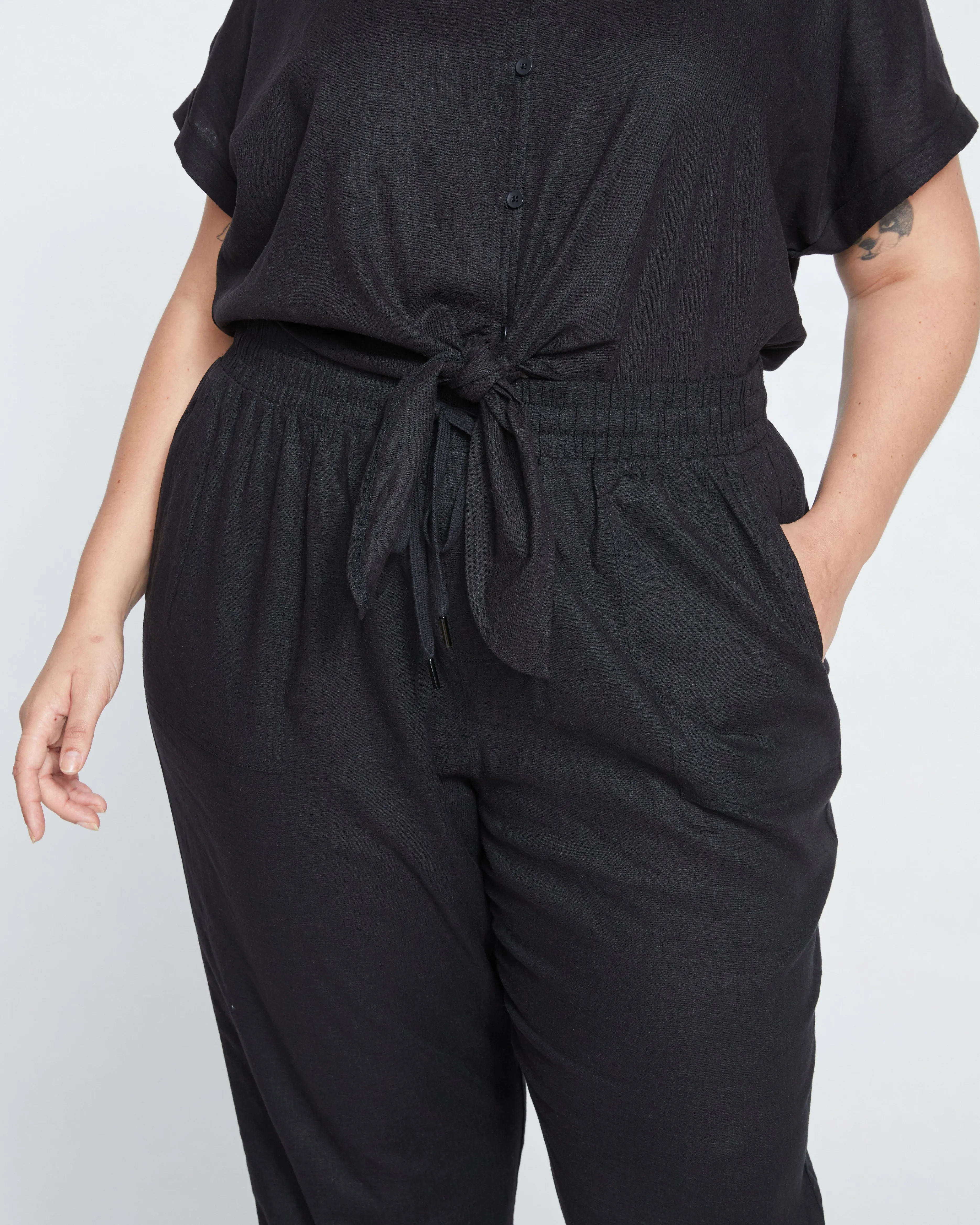 Shoreline Linen Joggers - Black