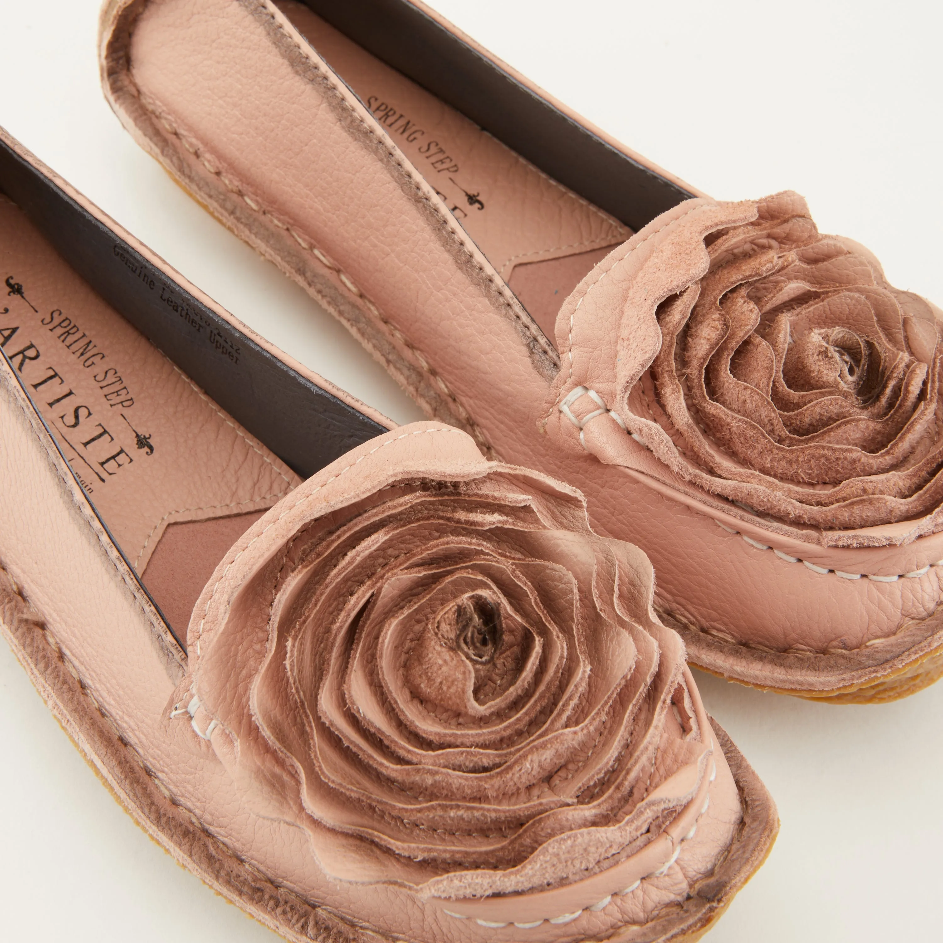 Spring Step Shoes  L'Artiste Dezi Women's Handpainted Leather Shoes